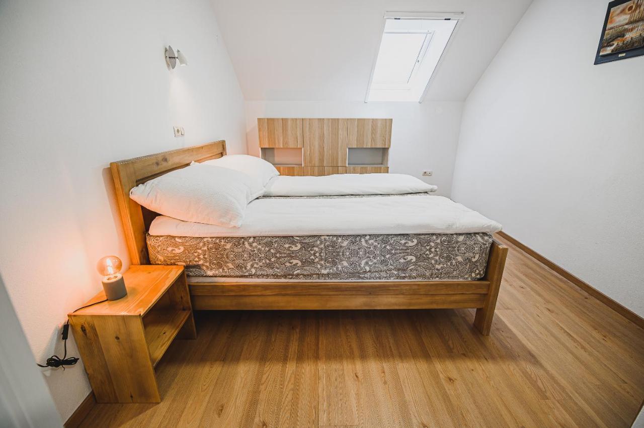 Mojcin Pisker Apartment House Kranj Dış mekan fotoğraf