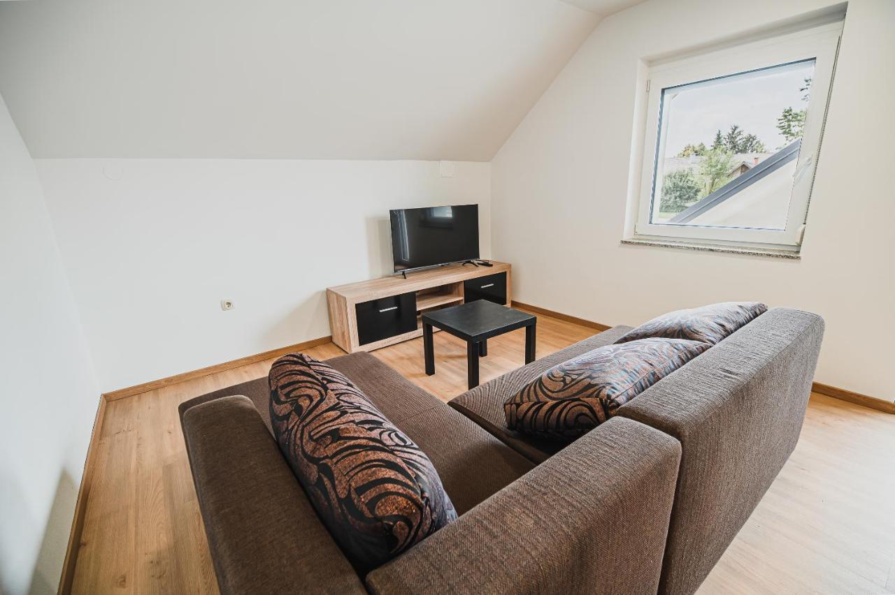 Mojcin Pisker Apartment House Kranj Dış mekan fotoğraf